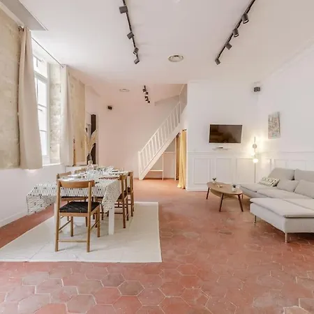 Loft Lumineux Authentique Appartamento *
